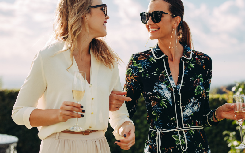 picture-of-two-womens-talking-each-other